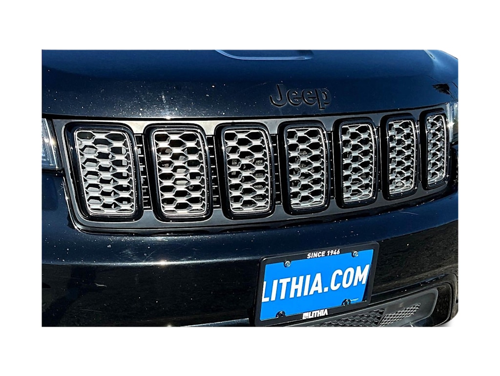 Thumbnail: 2018 Jeep Grand Cherokee - 32