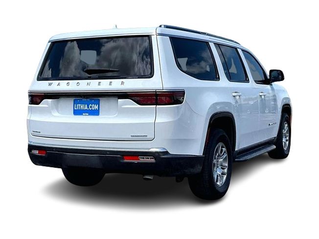 Thumbnail: 2022 Jeep Wagoneer - 22