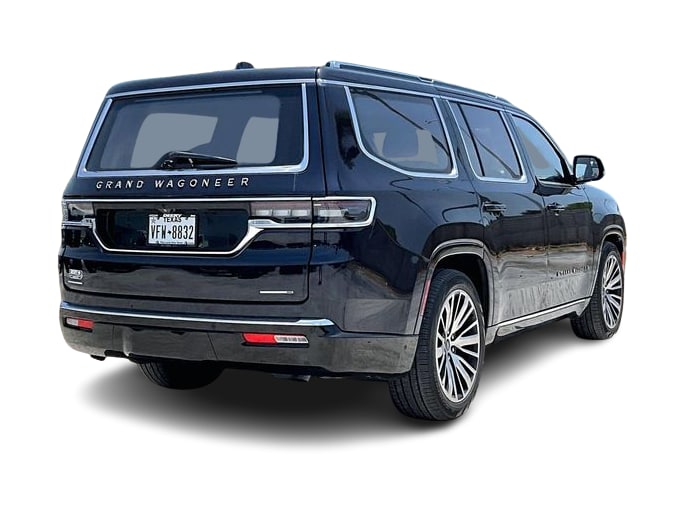 Thumbnail: 2023 Jeep Grand Wagoneer - 15
