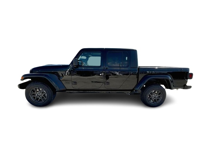Thumbnail: 2025 Jeep Gladiator - 3