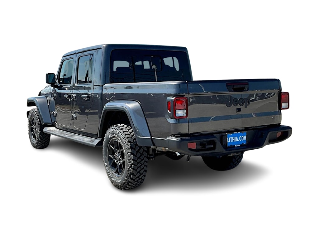 Thumbnail: 2025 Jeep Gladiator - 4