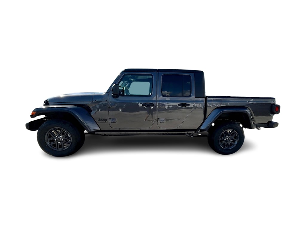 Thumbnail: 2025 Jeep Gladiator - 3