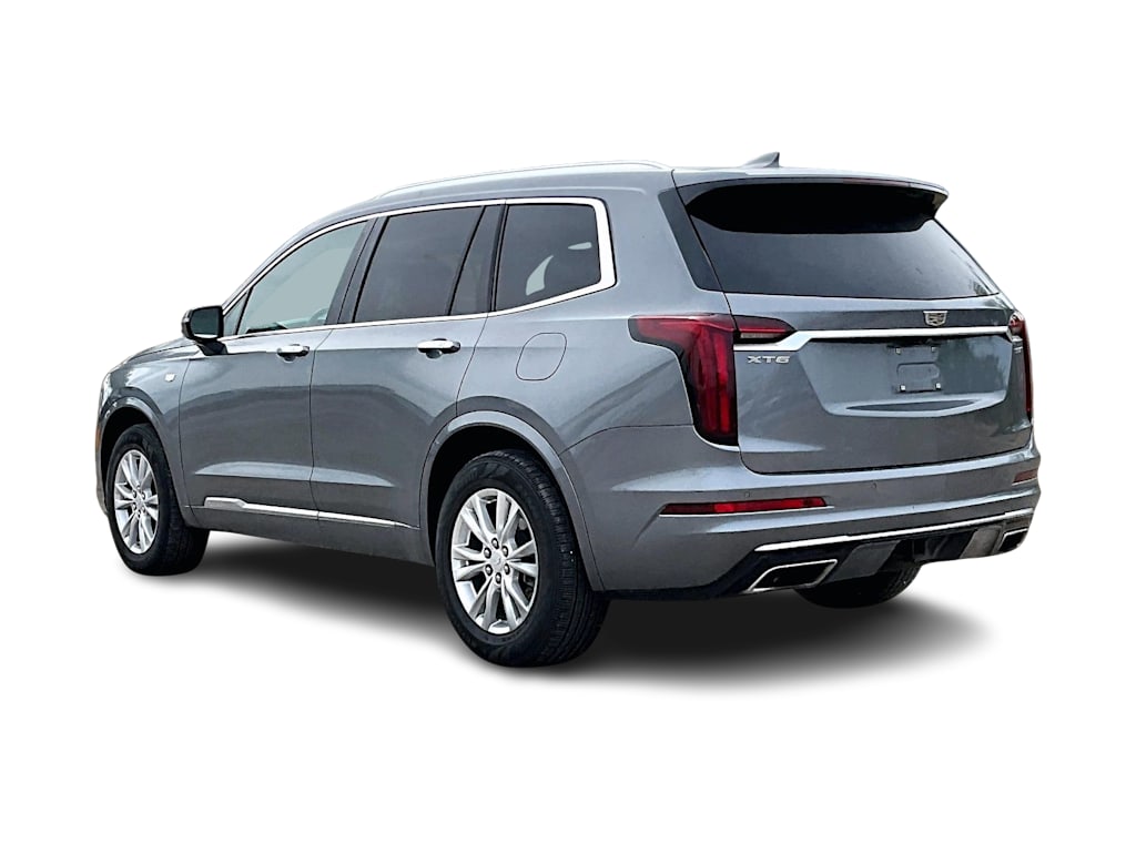 Thumbnail: 2022 Cadillac XT6 - 4
