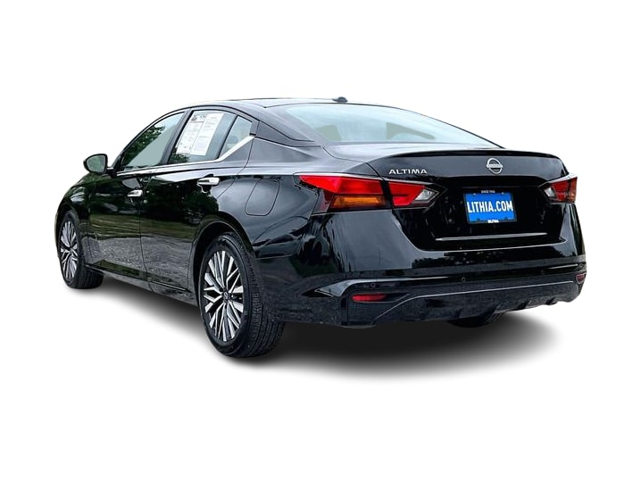 Thumbnail: 2025 Nissan Altima - 4