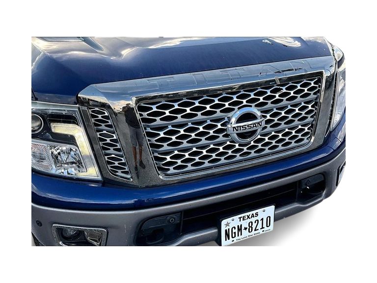Thumbnail: 2019 Nissan Titan - 23