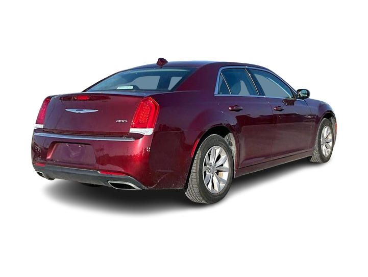 Thumbnail: 2023 Chrysler 300 - 16