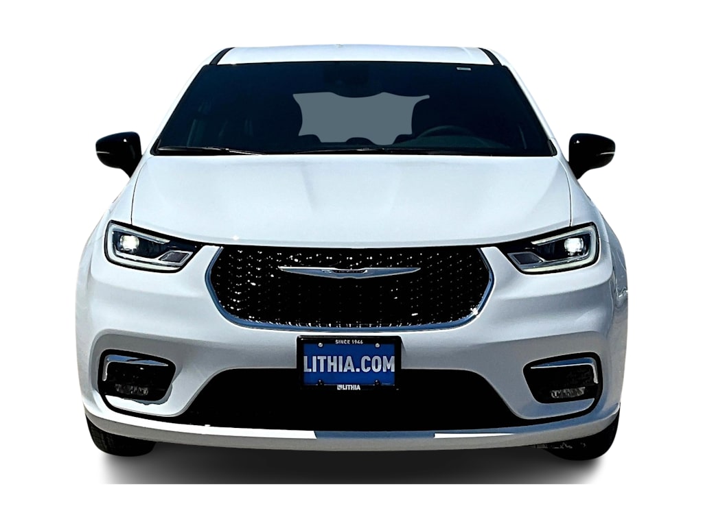 Thumbnail: 2026 Chrysler Pacifica - 6