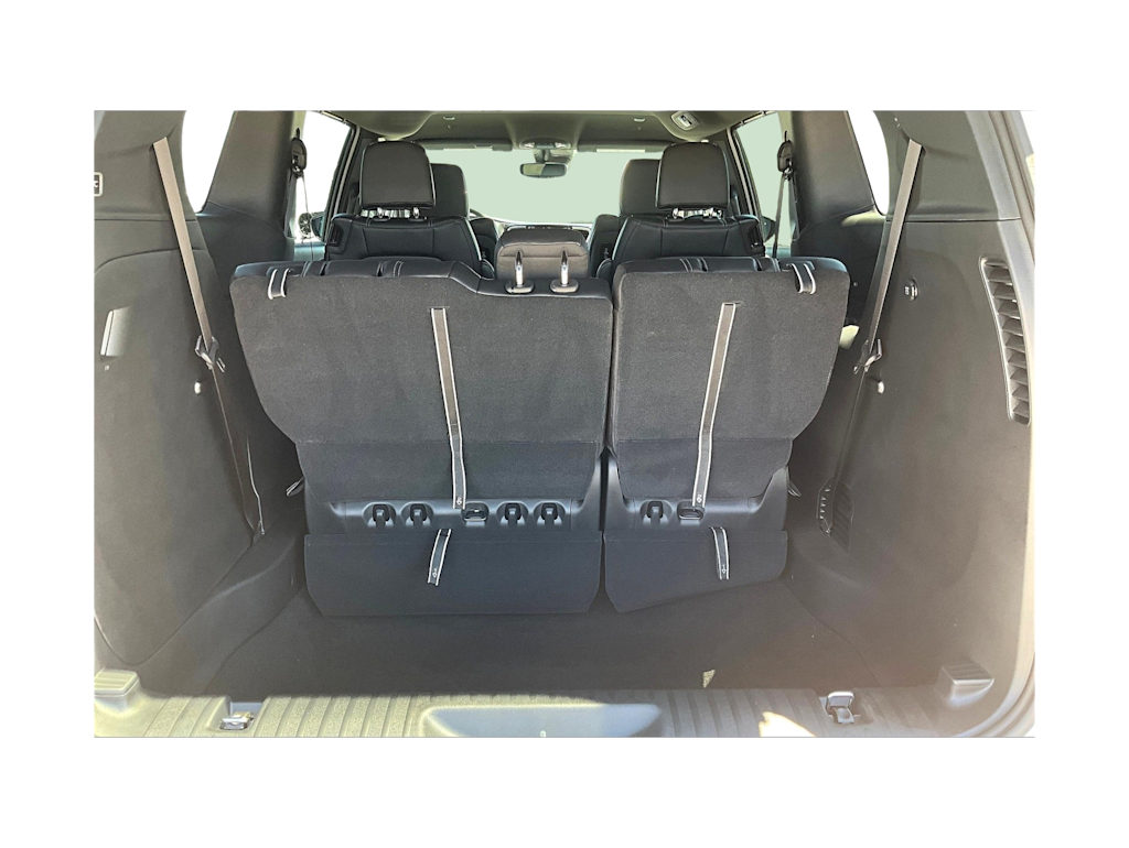 Thumbnail: 2026 Chrysler Pacifica - 18