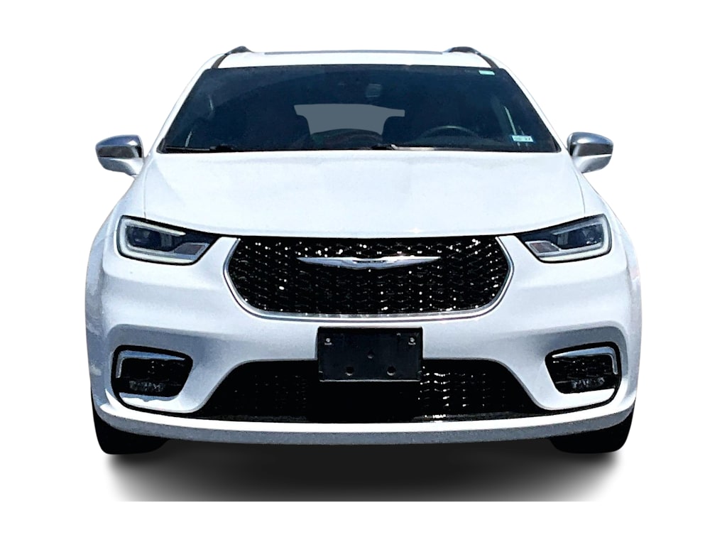 Thumbnail: 2024 Chrysler Pacifica - 6