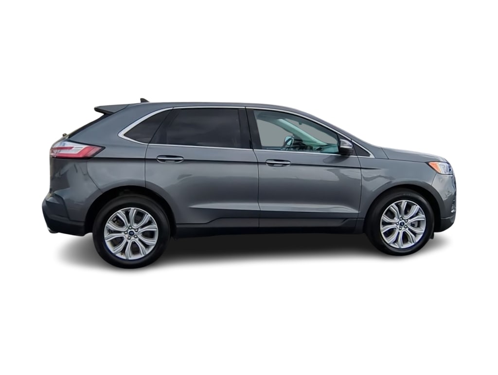 2022 Ford Edge Titanium 23