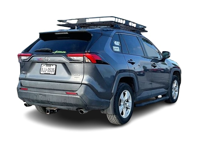 Thumbnail: 2020 Toyota RAV4 - 16