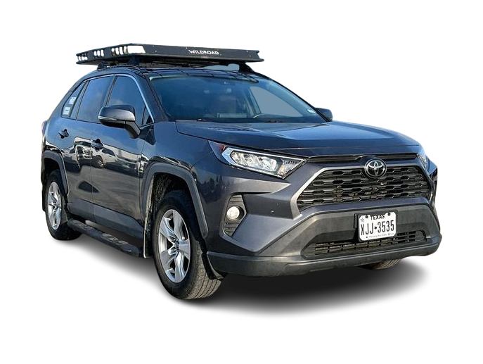 Thumbnail: 2020 Toyota RAV4 - 15