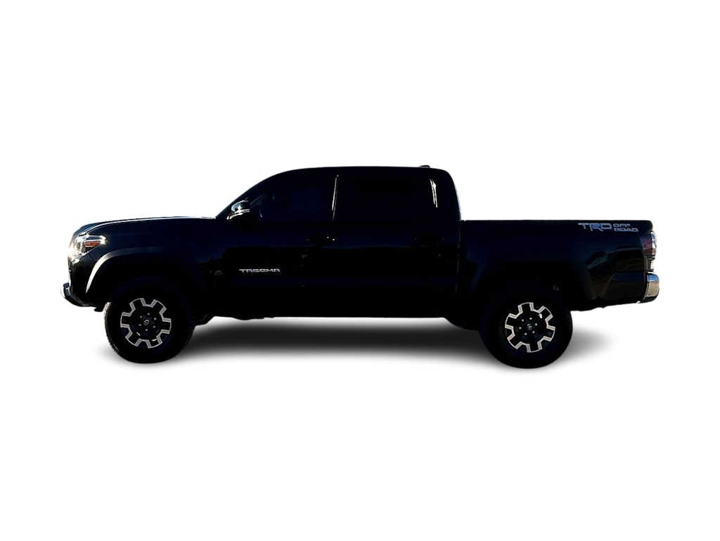 Thumbnail: 2023 Toyota Tacoma - 3
