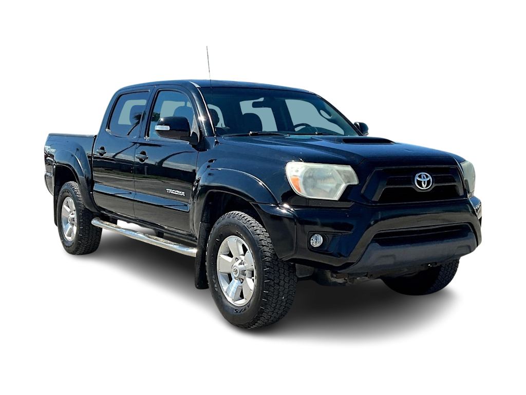 Thumbnail: 2015 Toyota Tacoma - 21
