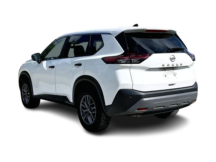 Thumbnail: 2023 Nissan Rogue - 4