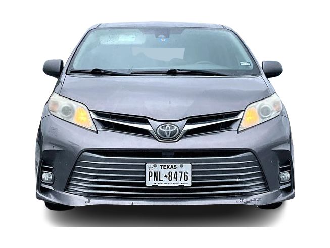 Thumbnail: 2019 Toyota Sienna - 6