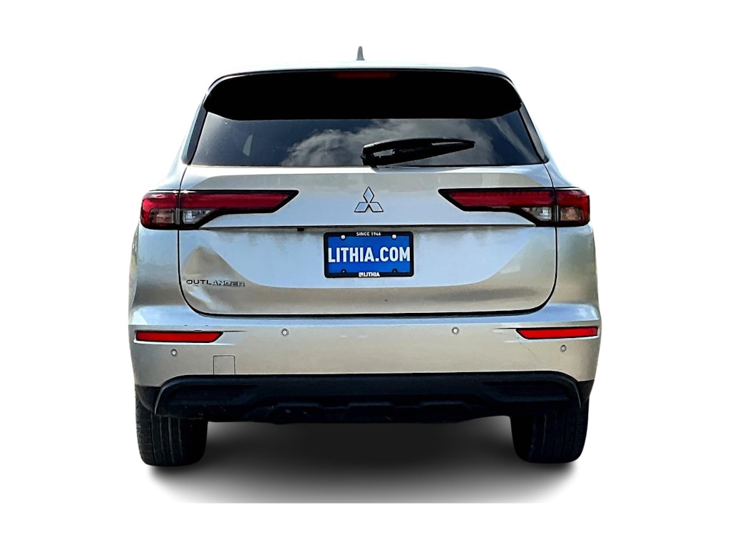 2022 Mitsubishi Outlander ES 4