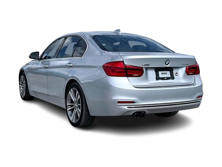 Thumbnail: 2018 BMW 3 Series - 4