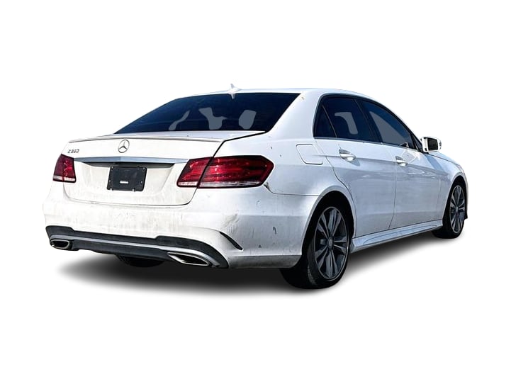 Thumbnail: 2016 Mercedes-Benz E-Class - 11