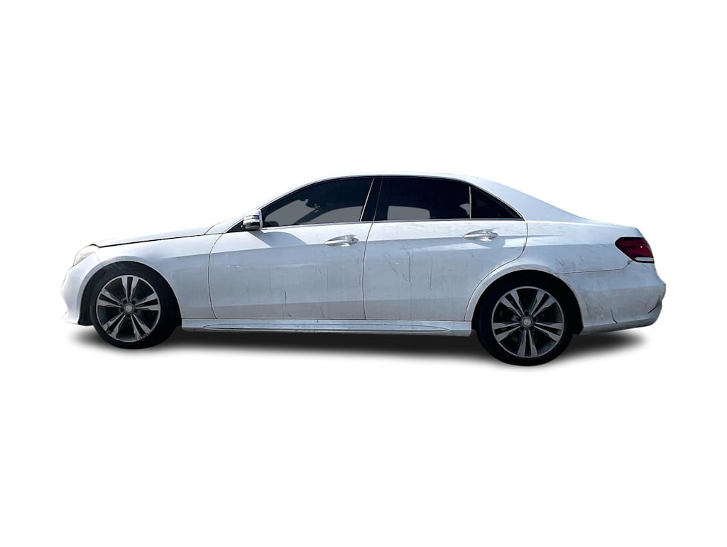 Thumbnail: 2016 Mercedes-Benz E-Class - 3