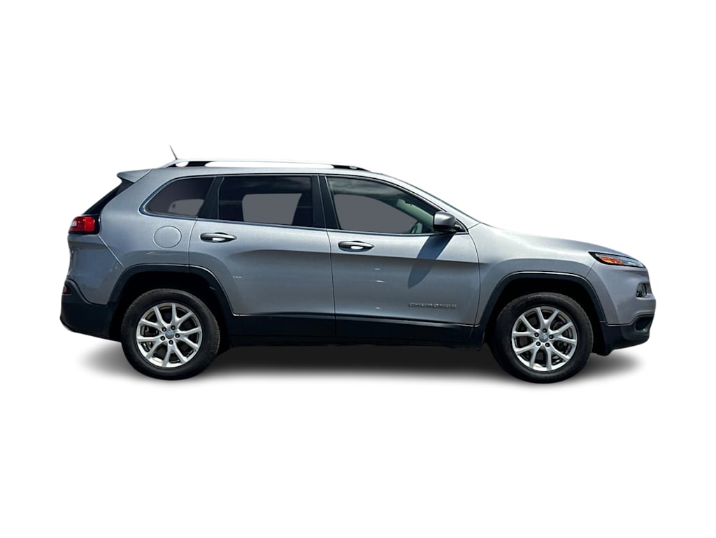 Thumbnail: 2017 Jeep Cherokee - 18
