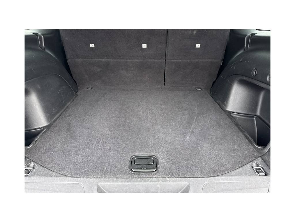 Thumbnail: 2022 Jeep Grand Cherokee - 15