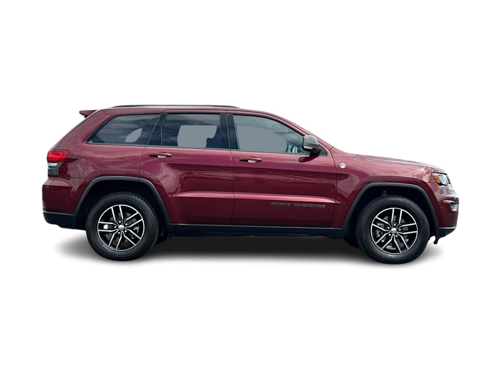 Thumbnail: 2018 Jeep Grand Cherokee - 20