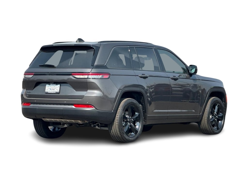 Thumbnail: 2026 Jeep Grand Cherokee - 16