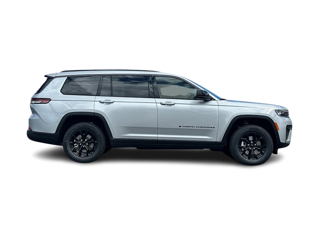 Thumbnail: 2026 Jeep Grand Cherokee L - 18