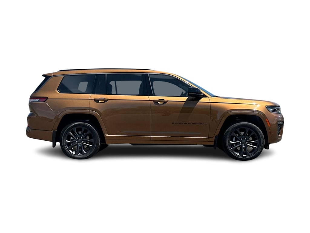 Thumbnail: 2026 Jeep Grand Cherokee L - 16