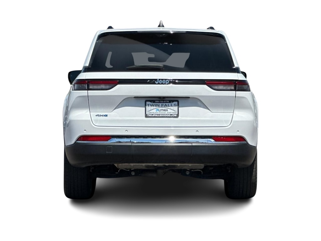 Thumbnail: 2022 Jeep Grand Cherokee - 5