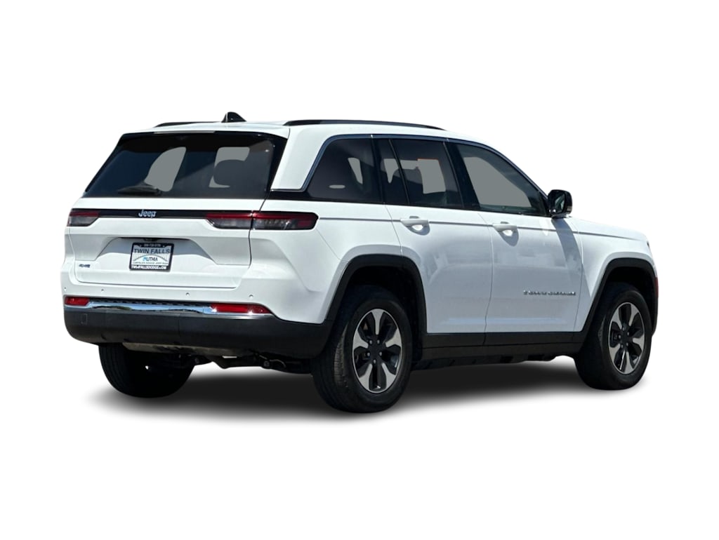 Thumbnail: 2022 Jeep Grand Cherokee - 15