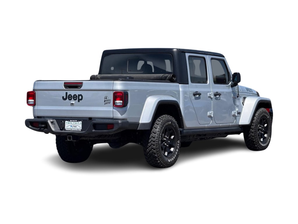 Thumbnail: 2022 Jeep Gladiator - 17