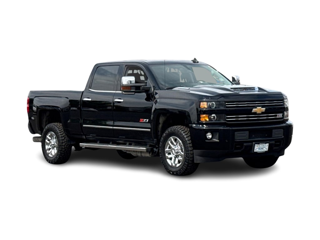 Thumbnail: 2019 Chevrolet Silverado 3500 - 17