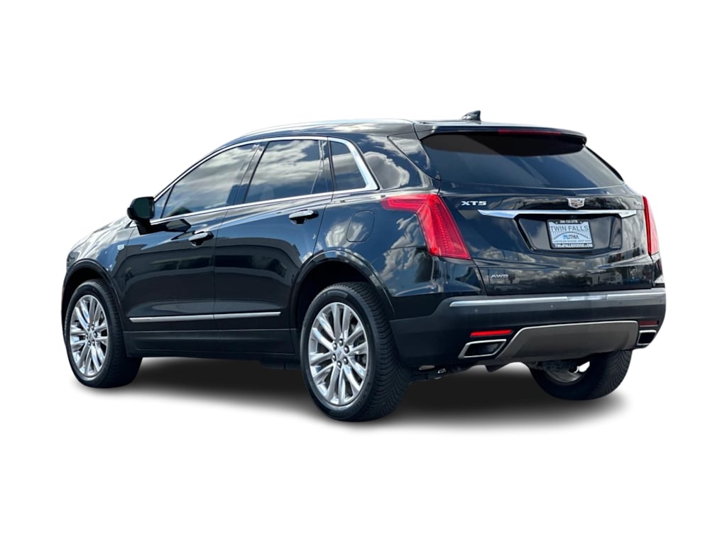 Thumbnail: 2017 Cadillac XT5 - 4