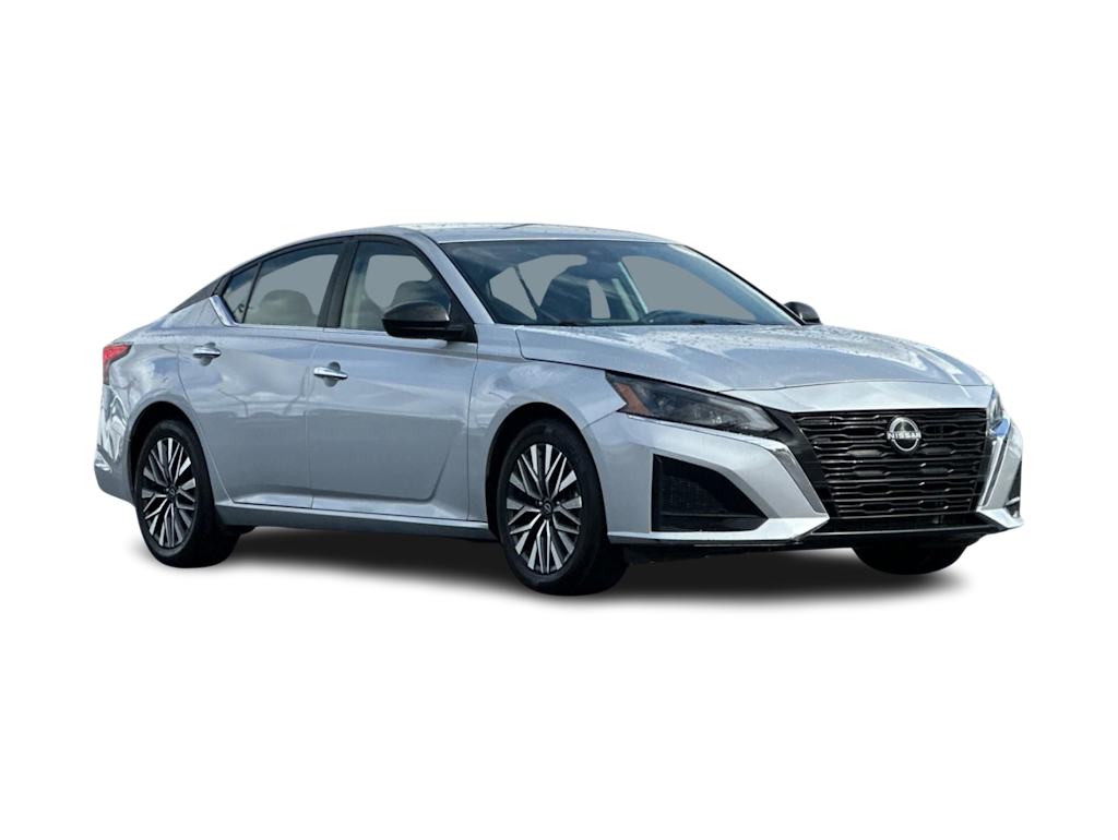 Thumbnail: 2024 Nissan Altima - 18