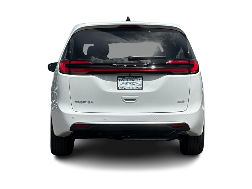 Thumbnail: 2027 Chrysler Pacifica - 5