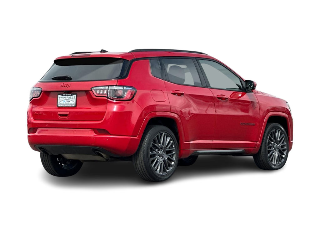 Thumbnail: 2023 Jeep Compass - 16