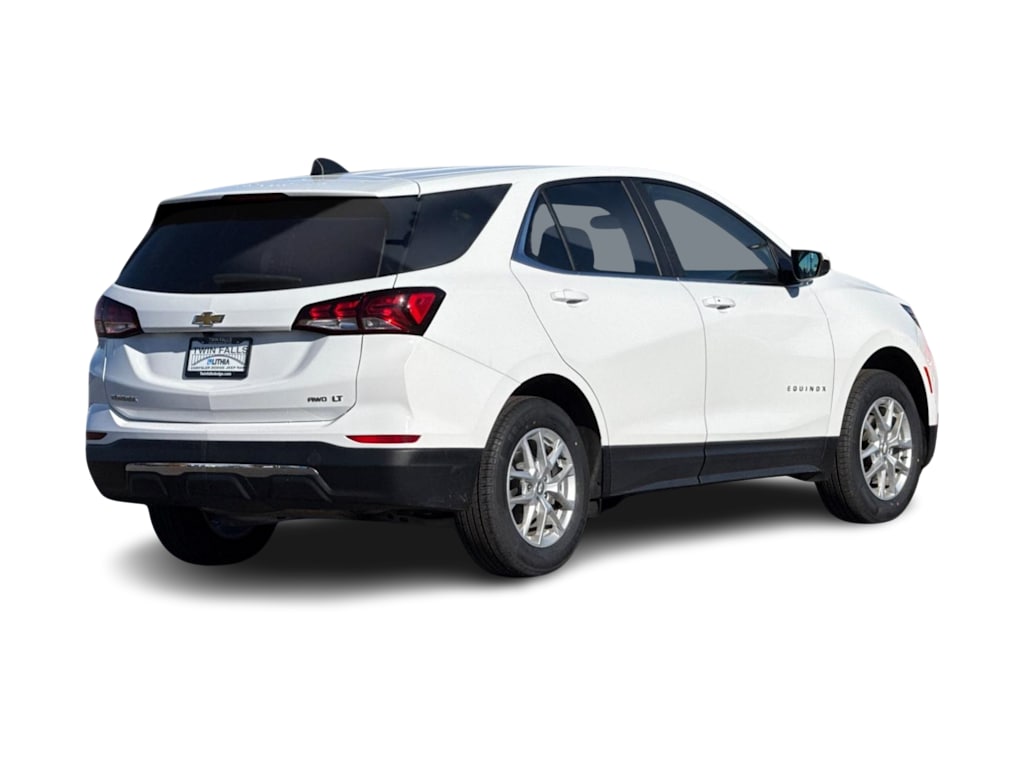 Thumbnail: 2023 Chevrolet Equinox - 18