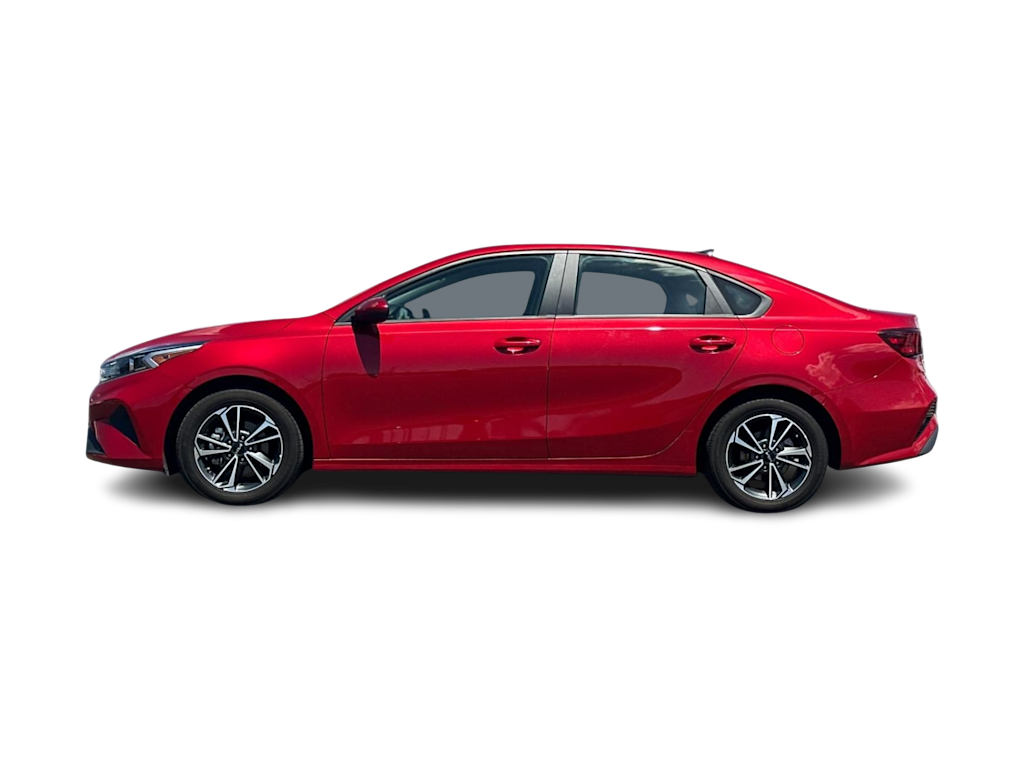 Thumbnail: 2024 Kia Forte - 3