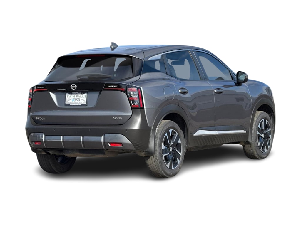 Thumbnail: 2025 Nissan Kicks - 18