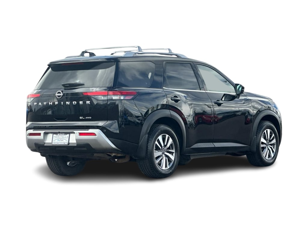 Thumbnail: 2023 Nissan Pathfinder - 18