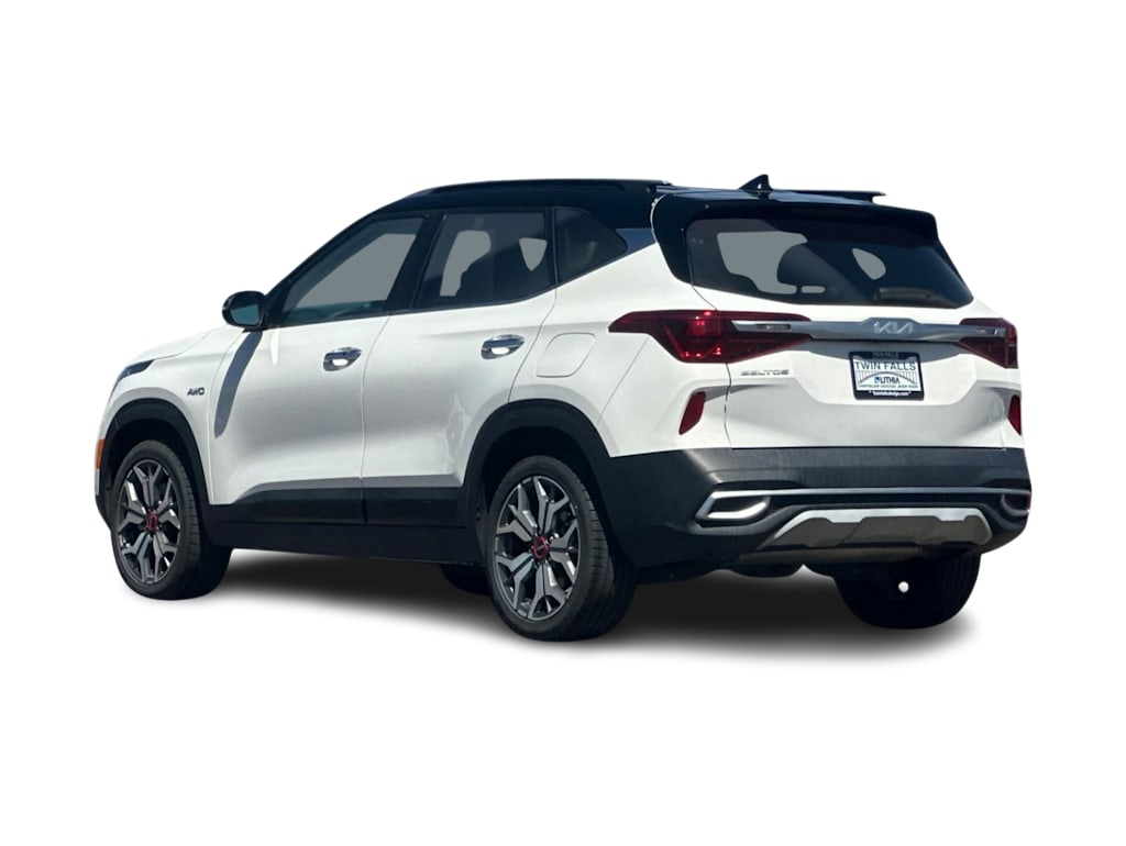 Thumbnail: 2023 Kia Seltos - 4
