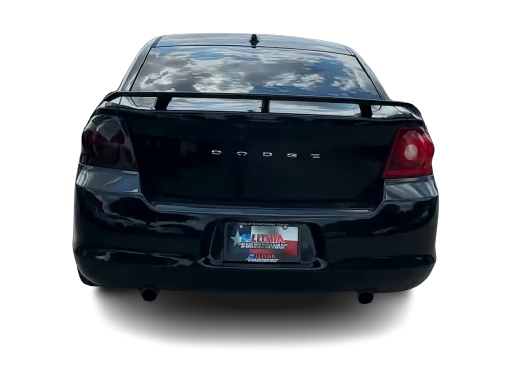 Thumbnail: 2013 Dodge Avenger - 18