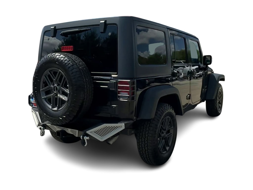 Thumbnail: 2017 Jeep Wrangler - 23