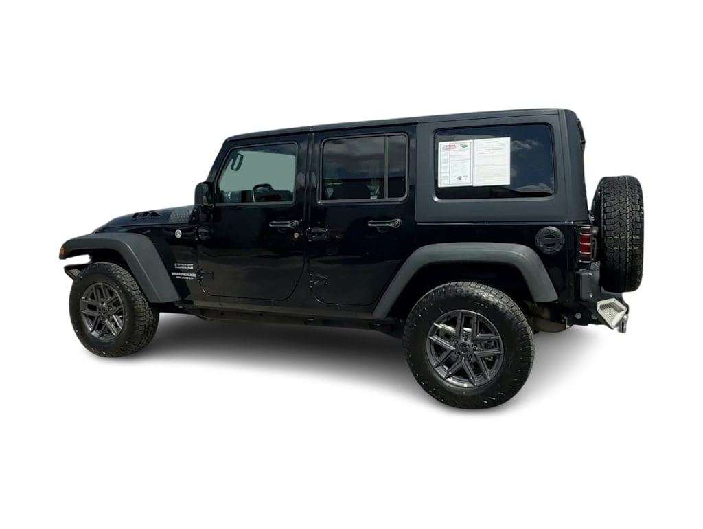 Thumbnail: 2017 Jeep Wrangler - 21