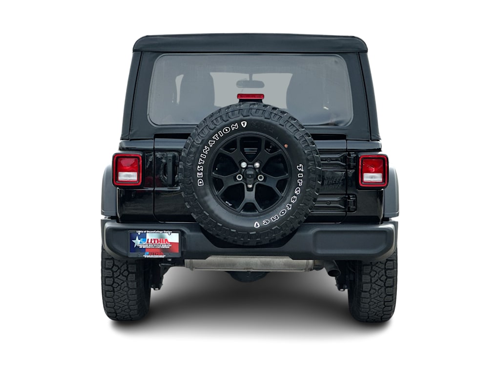 Thumbnail: 2022 Jeep Wrangler - 26