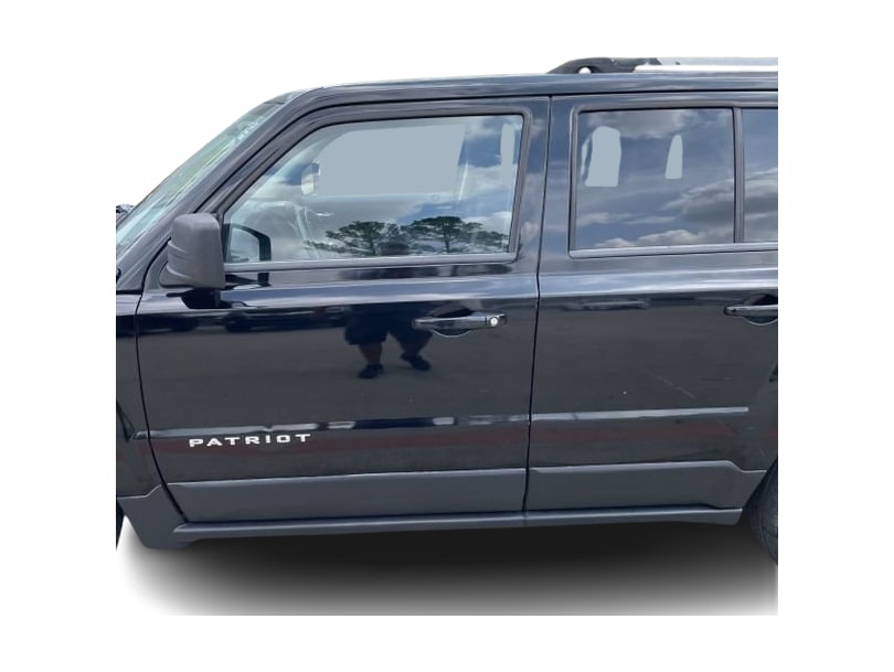 Thumbnail: 2012 Jeep Patriot - 3