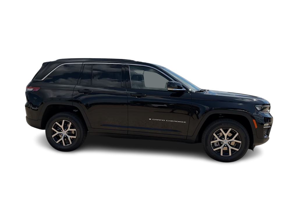 Thumbnail: 2025 Jeep Grand Cherokee - 21