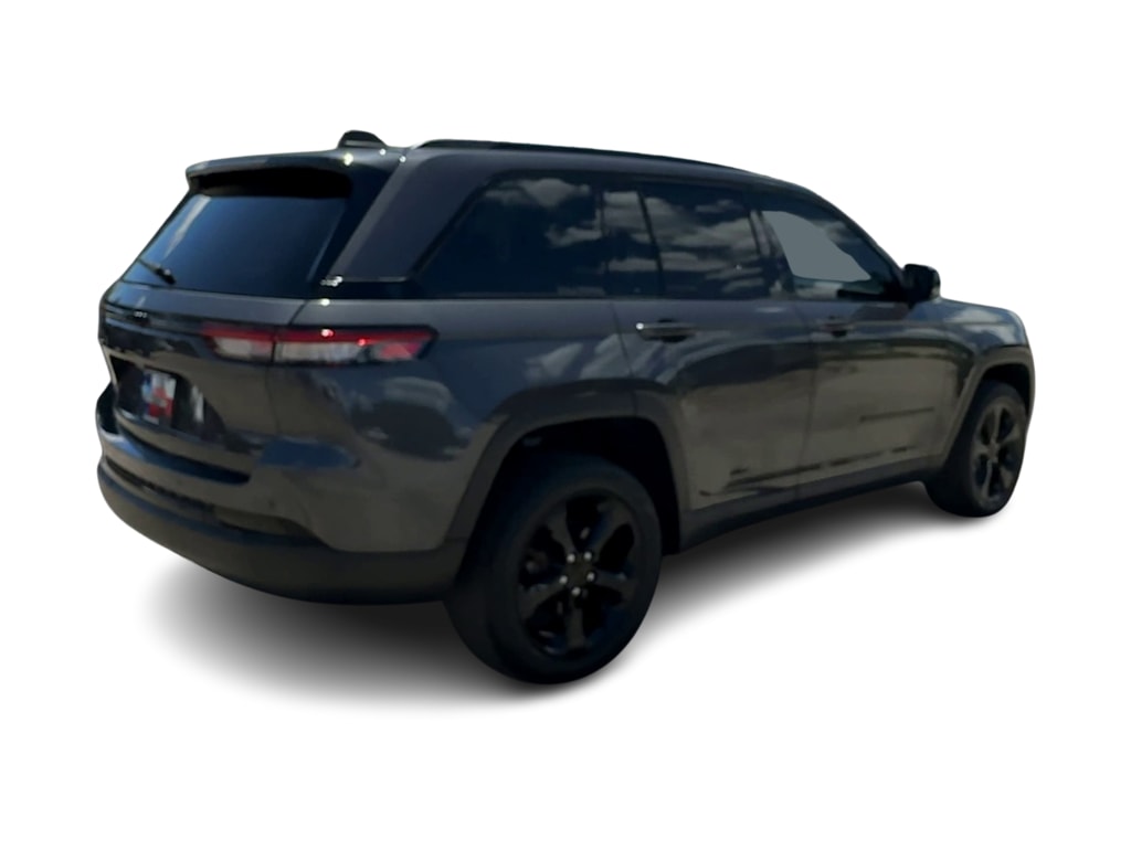 Thumbnail: 2023 Jeep Grand Cherokee - 20